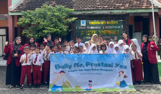 Mahasiswa Psikologi UMSURA Gelar Sosialisasi Bahaya Bullying dan Bijak Bermedia Digital