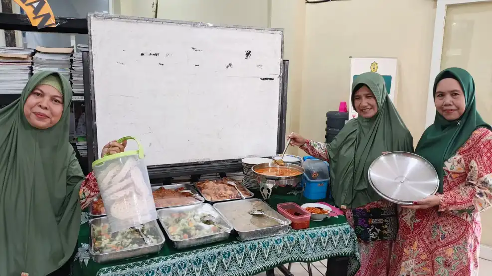 PCA Driyorejo Sajikan Tumis Pare Udang dan Gule Kepala Sapi yang Dimasak Hampir 21 Jam