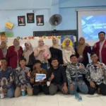 Mahasiswa UMSURA Sosialisasikan Etika Bermedia Sosial dalam Perspektif Islam