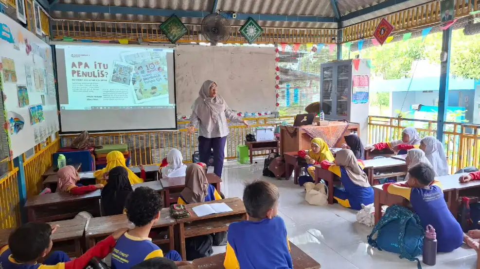 Dari Menulis hingga Menjelajah, Guest Teacher Sekolah Kreatif Menganti Hadirkan Tokoh Inspiratif