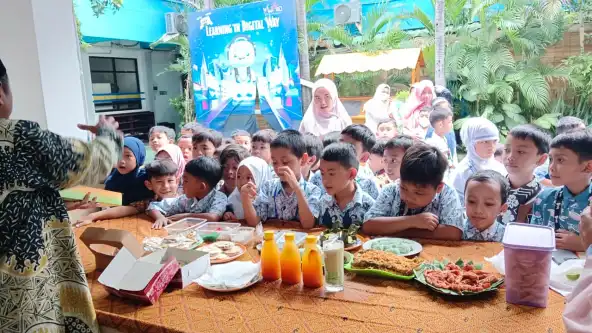 Sidoarjo Fair SD Muhida Tumbuhkan Cinta Budaya Lokal