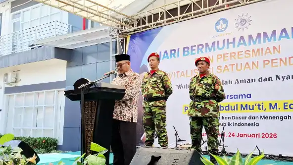 Hari Bermuhammadiyah dan Peresmian Revitalisasi Satuan Pendidikan Bersama Mendikdasmen