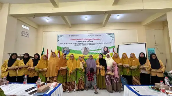 Penuh Apresiasi, PCA dan PCNA Sugio Beri Doorprize Peserta Pembinaan Keluarga Sakinah