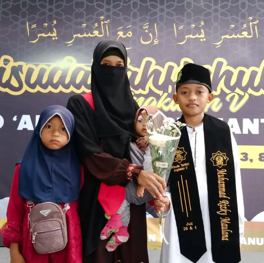 Dukungan Orang Tua dan Sekolah Antar Maulana Raih 6 Juz