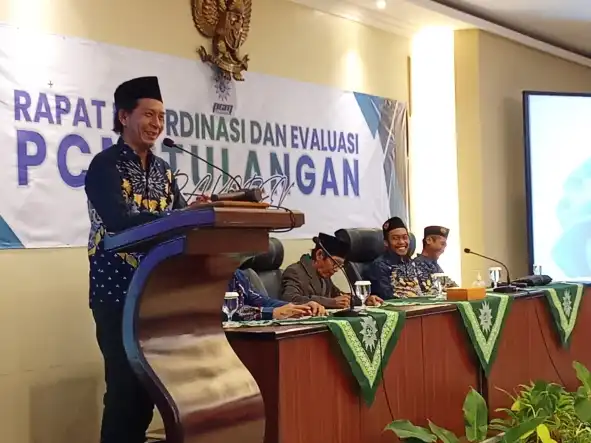 Ketua PCM Tulangan Buka Rakorev 2026 di Prigen, Tekankan Transparansi dan Kebersamaan
