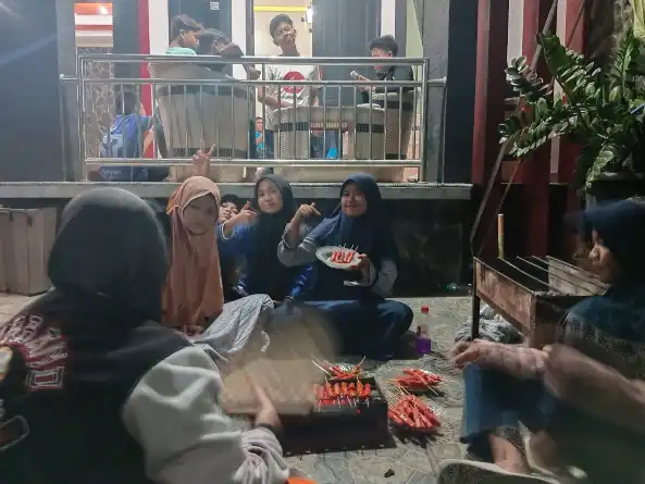 Keseruan Menginap Warnai Study Tour Kelas 8 MadtsaMutu