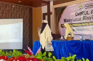 Ketua PDNA Lamongan Paparkan Peran Manusia dalam Islam pada DANA II Wilker V