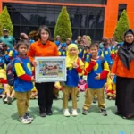 Siswa Sekolah Kreatif Belajar Sigap Bencana di Basarnas Surabaya