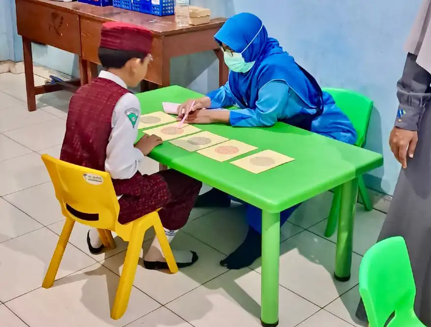 Belajar Sehat Sejak Dini, Siswa SD Muhammadiyah 2 Bojonegoro Ikuti Pemeriksaan Kesehatan