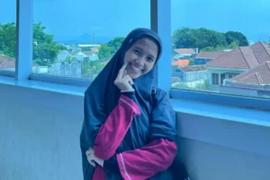 Antara Paket Kebahagiaan dan Sang Pemilik Hakiki