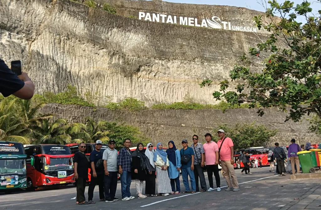 160 Siswa SMAMUGA Berangkat Rihlah Dakwah ke Bali, PCM Tulangan Kawal Langsung