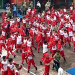 Kampanyekan Kebugaran Jasmani, SD Mugres dan SMP Muhammadiyah 1 Gresik Gelar Senam Aerobik