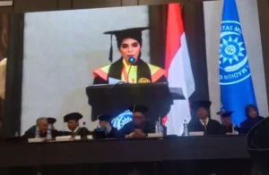 Kristofora Karolina Kewa, Wisudawati Terbaik Non-Muslim dan Wajah Moderasi Ummad