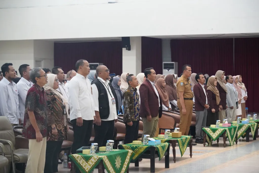 Indonesia Emas 2045 Tak Boleh Jadi Angan, Rektor Umsura Tekankan Peran Pendidikan