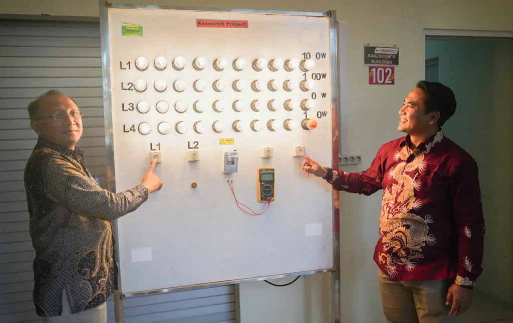 Umsura Wujudkan Green Campus melalui Pemanfaatan Sistem Panel Surya