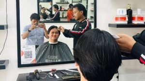 Dari Barbershop ke Sekolah: SMAM 25 Setiabudi Pamulang Tanamkan Disiplin Positif
