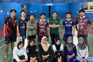 Dari Lapangan ke Pergerakan: Badminton Rutin Ganesha sebagai Energi Soliditas dan Silaturahmi