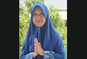 Saat Layar Gadget Menghalangi Cahaya Ilahi