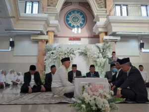Putra Prof. Sukadiono Resmi Menikah, Tokoh Nasional Jadi Saksi Akad