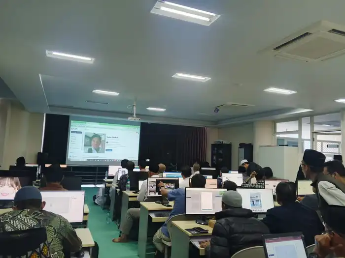 Perkuat Tata Kelola Masjid, PDM Surabaya Sosialisasikan KHGT dan SITAMA