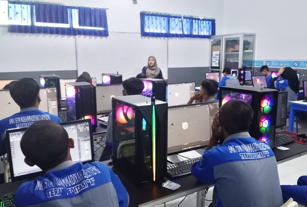 Siswa Animasi SMK Muda Genteng Membuat Proyek Model 3 Dimensi 