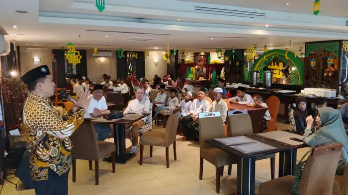 Wakil Ketua PDM Surabaya Gelar Bukber dan Santuni Ratusan Anak Yatim