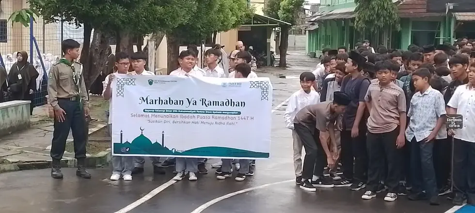 Lebih dari 1.500 Santri Imam Syuhodo Ikuti Jalan Sehat Tarhib Ramadan 1447 H