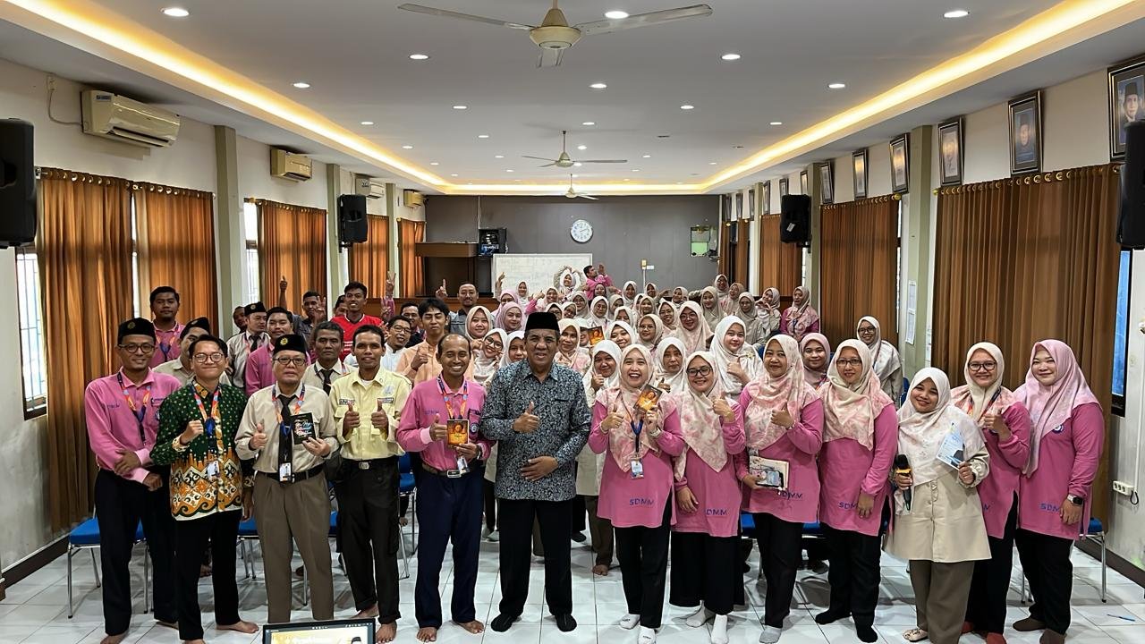 Menghidupkan Ruh “Sang Pencerah”: Bedah Pemikiran KH Ahmad Dahlan di SDMM
