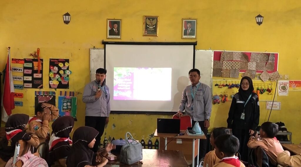 Edukasi Birrul Walidain Tingkatkan Kesadaran Siswa di UPT SD Negeri 69 Gresik