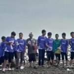 Penguatan Literasi Sains, Siswa Madtsamutu Pondok Modern Paciran Jelajahi Pantai Lorena