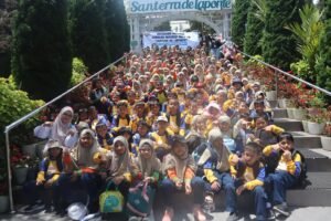 Beginilah Keseruan Otbound Sekolah Inovatif Jagir di Santerra de Laporte
