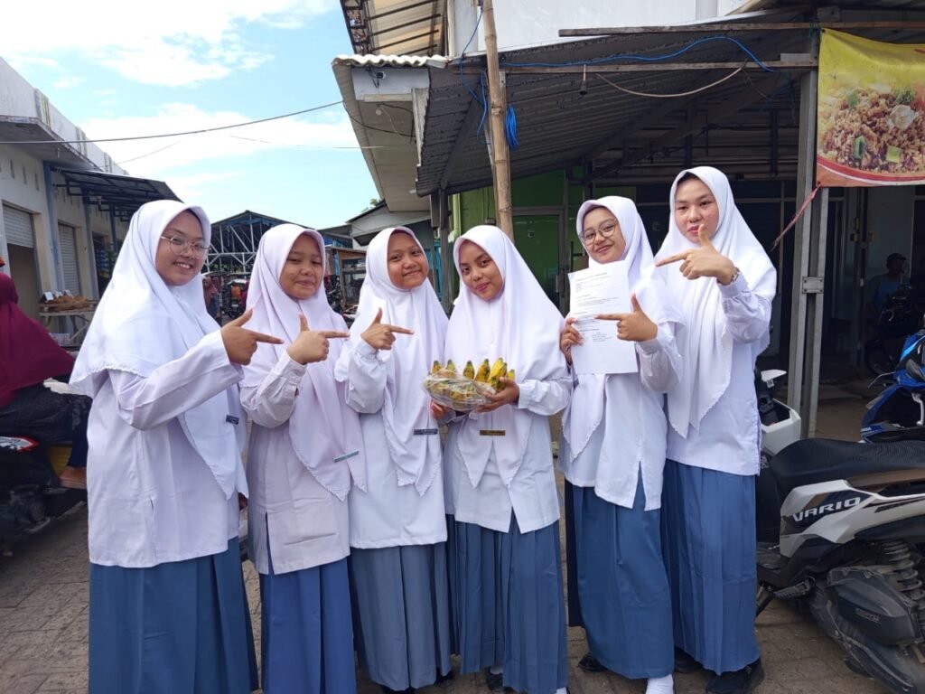 Belajar Negosiasi di Antara Riuh Pasar Tradisional Paciran