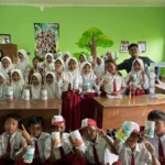 Mahasiswa Akuntansi UMG Edukasi Literasi Keuangan Siswa SDN Sumber Wuluh melalui Program CATUNG