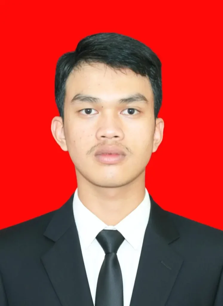 Menjembatani Teori Normatif dan Realitas Keadilan Substantif