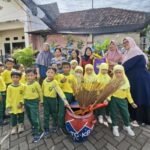 Ababe Peduli Lingkungan Melalui Puncak Projek Gotong Royong