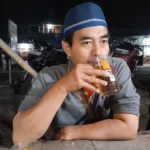 Filosofi Segelas Teh Tawar: Pelajaran Kearifan dari Sudut Kota Bandung