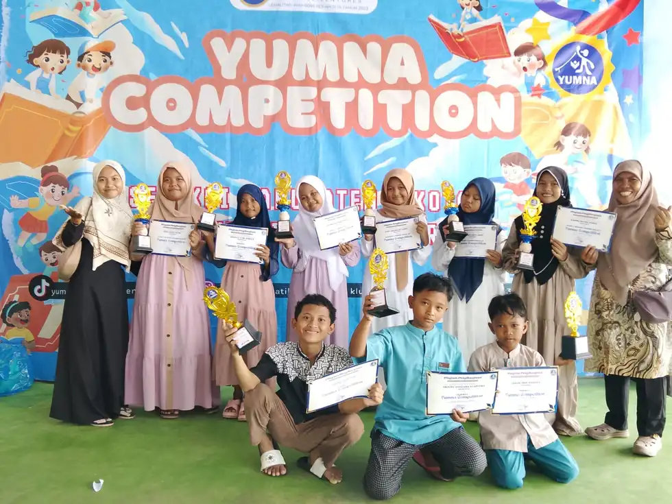 Siswa MI Muhammadiyah Mojorejo Raih Lima Gelar Juara di Yumna Competition Lamongan