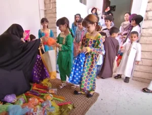 Tradisi Ramadan Anak-anak di UEA dan Lentera Fanous di Mesir