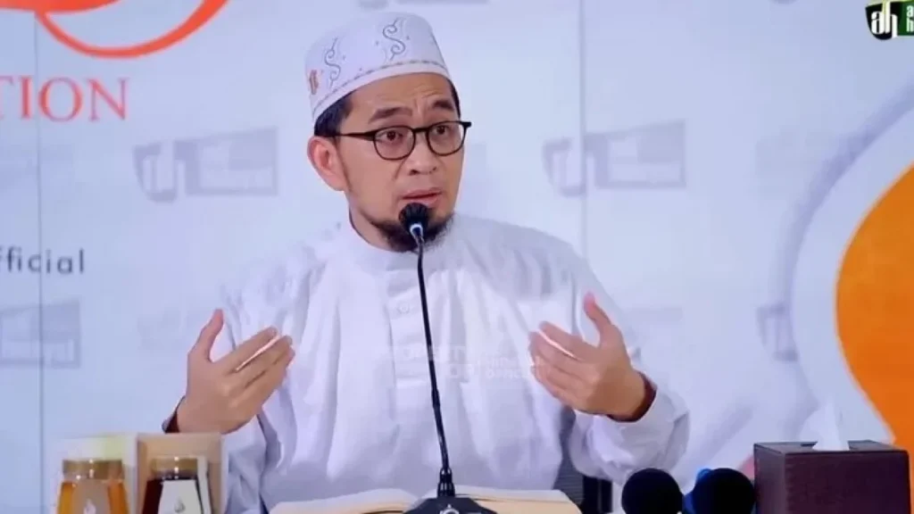 Ramadan Itu Spesial, UAH Kupas Dahsyatnya Puasa sebagai Perisai dan Penggugur Dosa