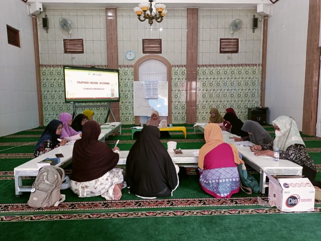 PDA Aisyiyah Bojonegoro Kembangkan Layanan Pendidikan Al Quran Lansia Mengaji melalui Daycare