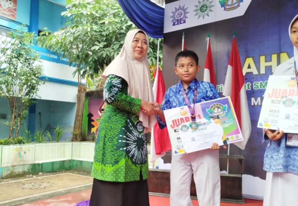 Arka Ukir Prestasi di OAD 2026, Siswa Kelas VII SMPM Jipat Karangasem Juara 1 Olimpiade Matematika