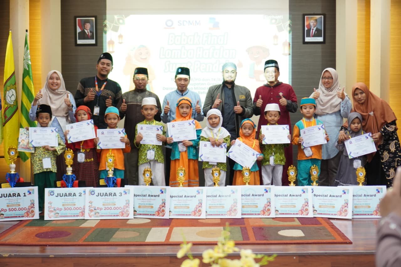 Gemas dan Berani, Puluhan Hafidz Cilik Tampil di Panggung Milad Ke-22 SDMM