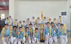 Torehkan Prestasi Ramadhan Fest, SD Muhammadiyah 18 Surabaya Raih Juara Umum