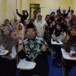 Pelatihan SUMM: Menyiapkan Guru sebagai Pelatih Olimpiade di SD Muhammadiyah Manyar