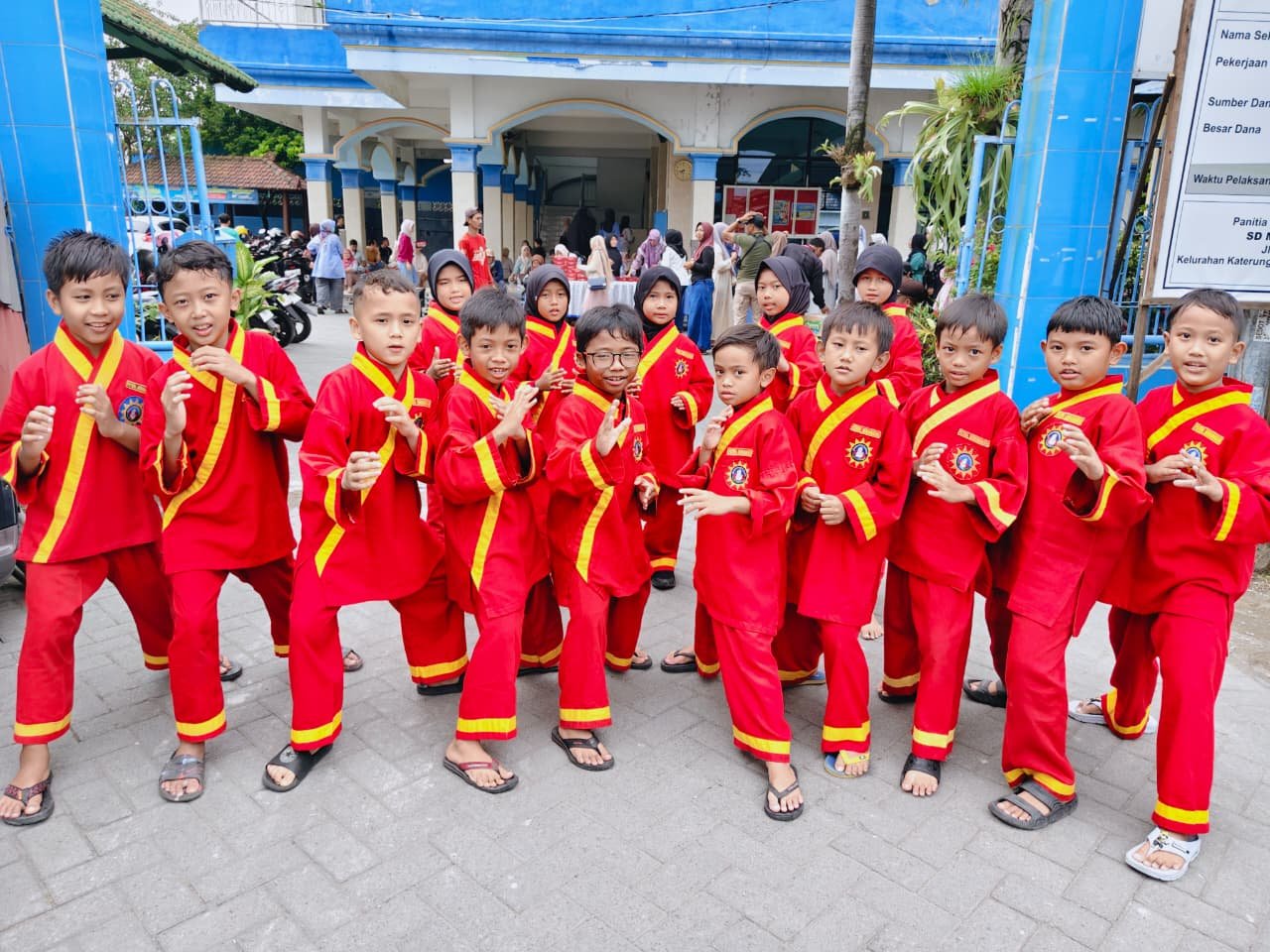 Gemilang di Maspion Square, Kontingen SD Muhammadiyah 1 Krian Borong 22 Medali Tapak Suci