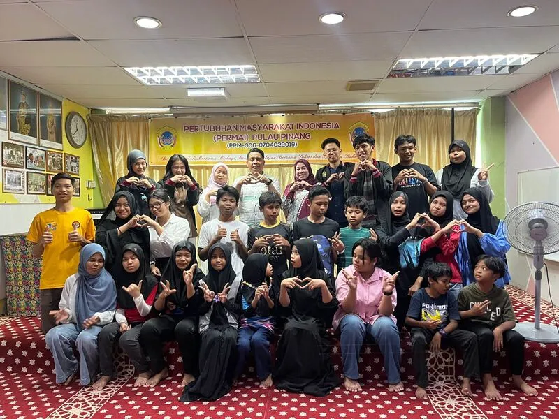 Perluas Akses Pendidikan Lintas Negara, Mahasiswa UMM Dampingi Anak PMI di Penang