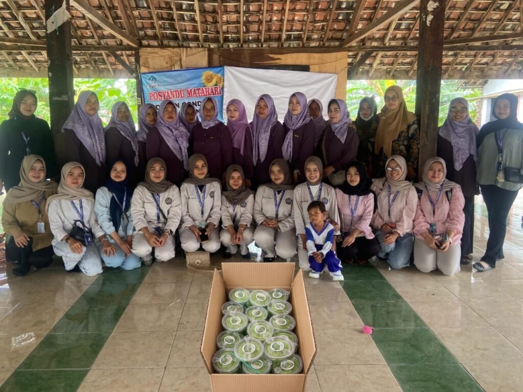 Mahasiswa UMG Lakukan Sosialisasi Pemanfaatan Bayam Liar di Desa Parengan