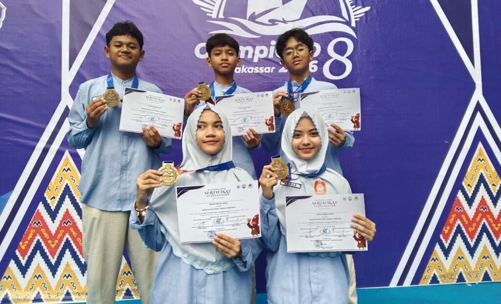 Bulan di Atas Kamboja: Mengantar Mupus Spemdalas Raih Emas Teratas di Olympicad ke-8 Makassar