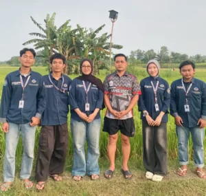 Mahasiswa KKN UMG Bangun RUBUHA, Solusi Ramah Lingkungan Atasi Hama Tikus di Desa Bangeran