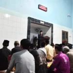 Tarawih Perdana, Jamaah Padati Masjid At-Taqwa Pandan Genteng